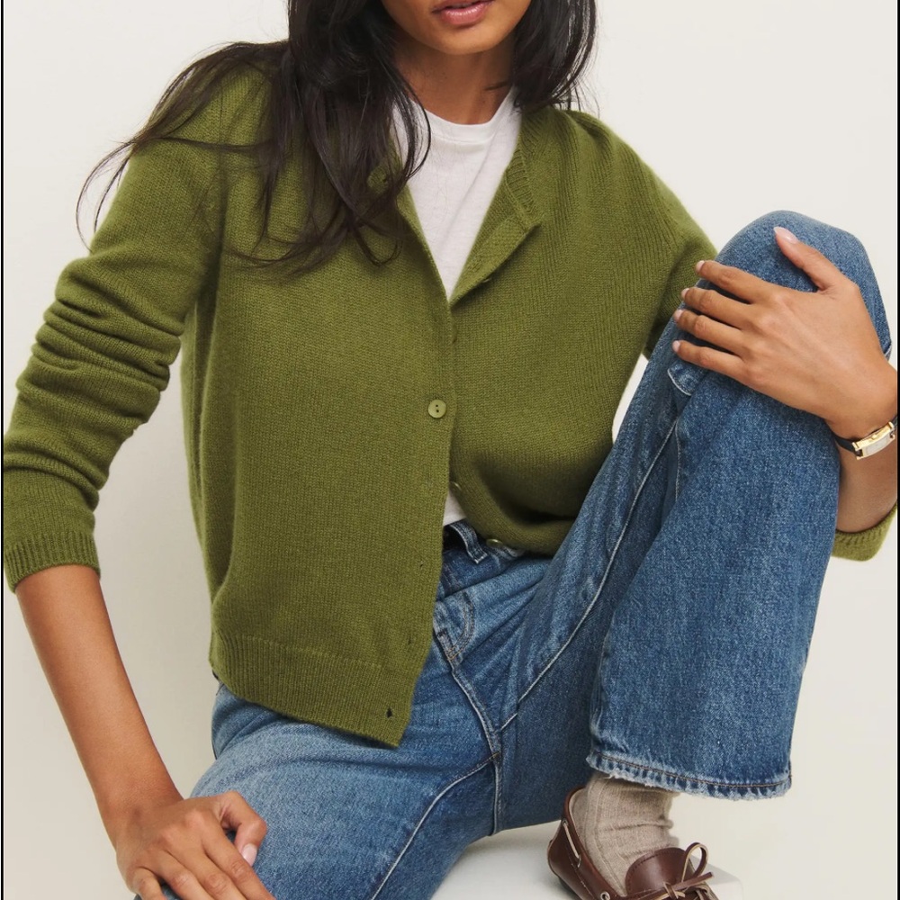 Clara Cashmere Cardigan in Pear